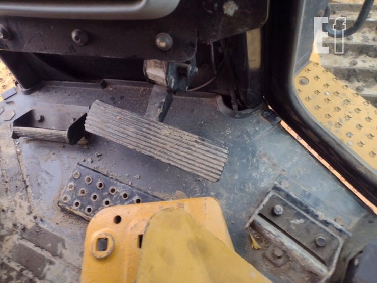 caterpillar-d7e-image-10