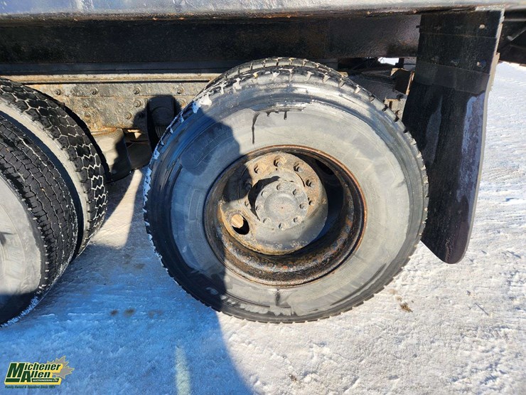 2009-international-prostar-image-11