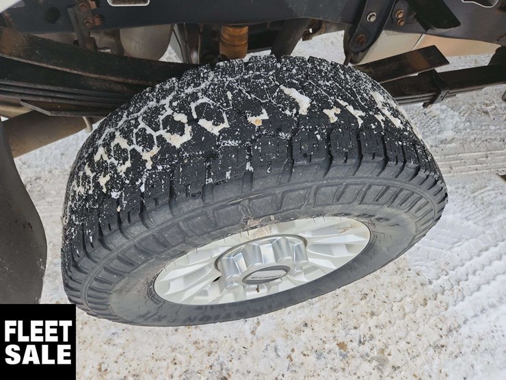 2020-ford-f350-image-12