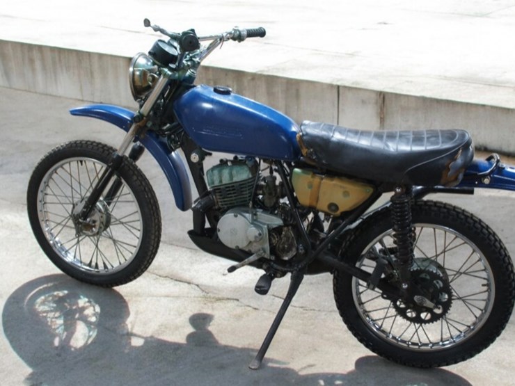 1972-suzuki-ts125-motorcycle-image-4