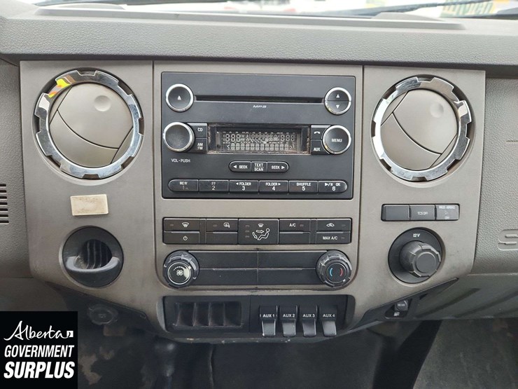 2012-ford-f550-image-22