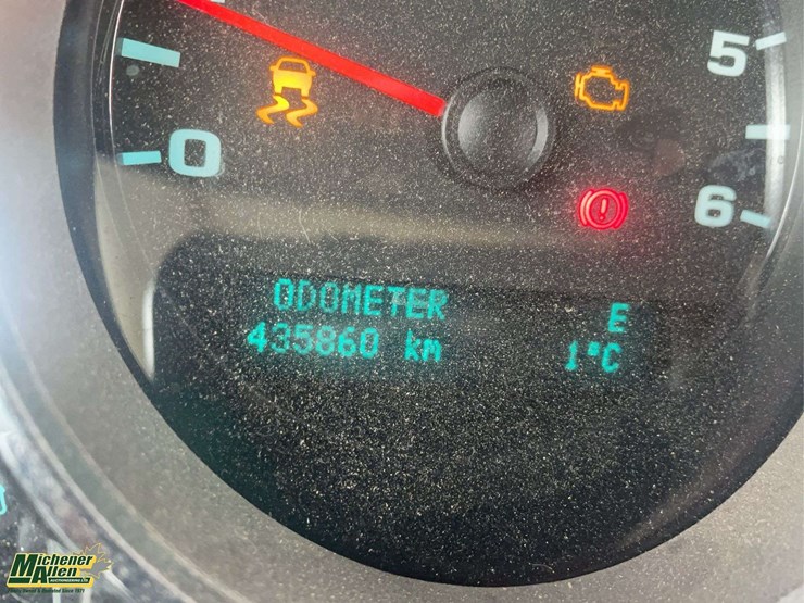 2013-chevrolet-silverado-1500-image-15