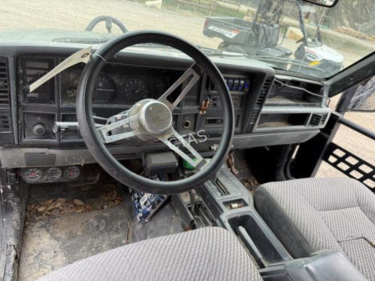 1990-jeep-cherokee-image-15