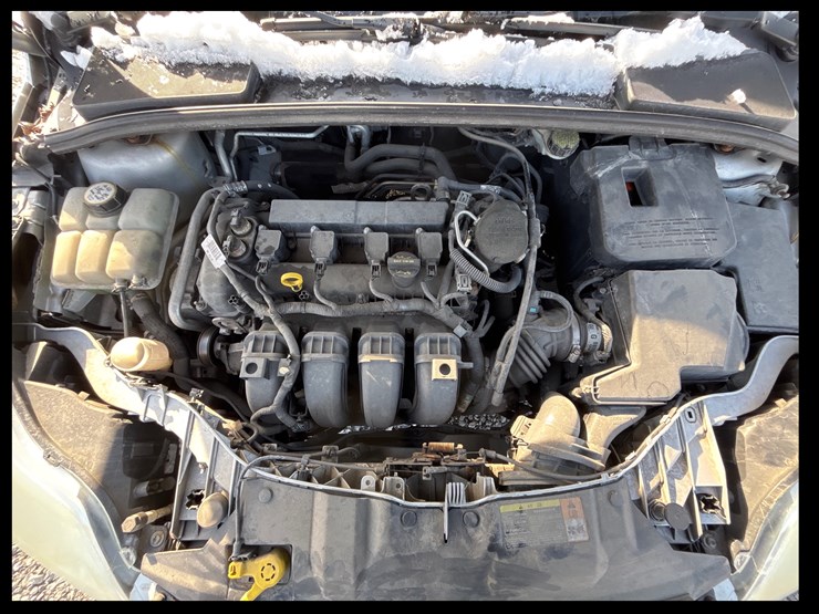 #1110-•-2012-ford-focus-passenger-car-image-7