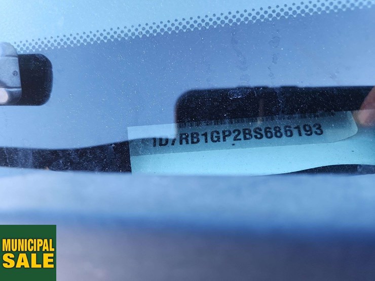 2011-dodge-1500-image-6