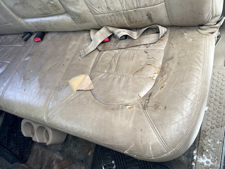 2000-ford-f350-image-51