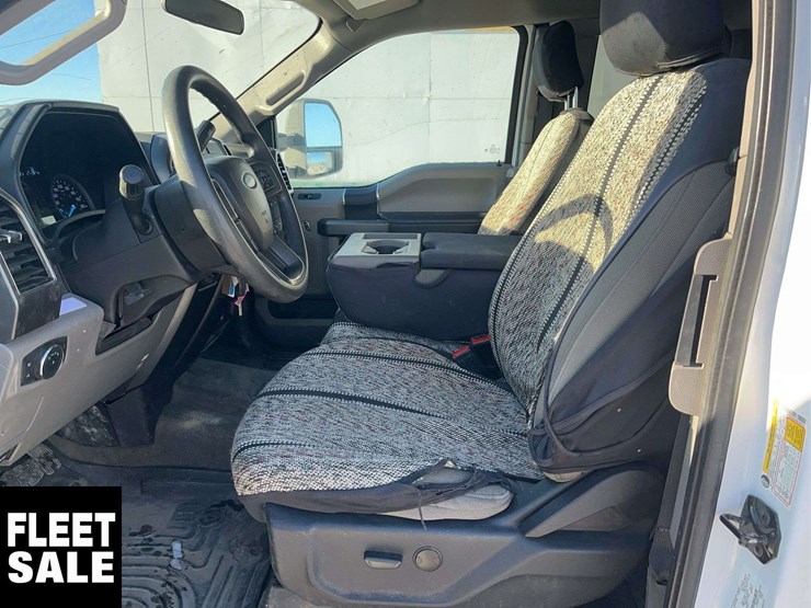 2021-ford-f350-image-14