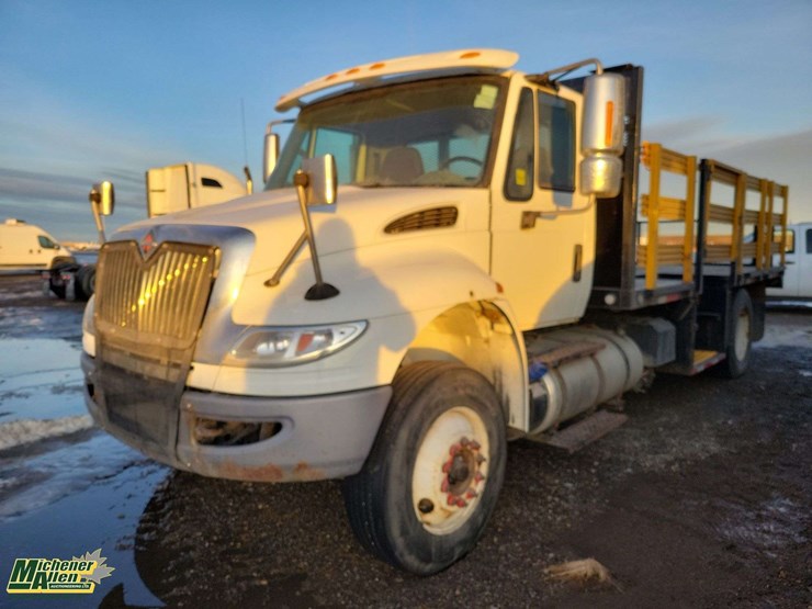 2015-international-durastar-4300-image-1