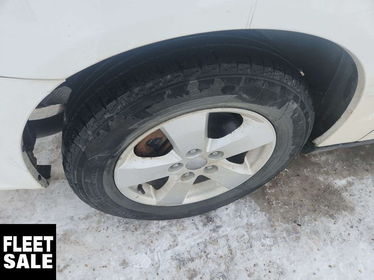 2015-dodge-grand-caravan-image-13