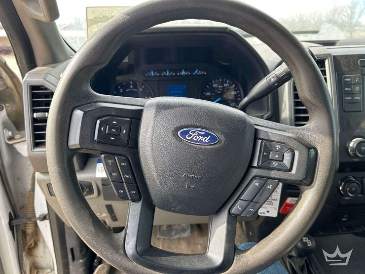 2019-ford-f550-image-15