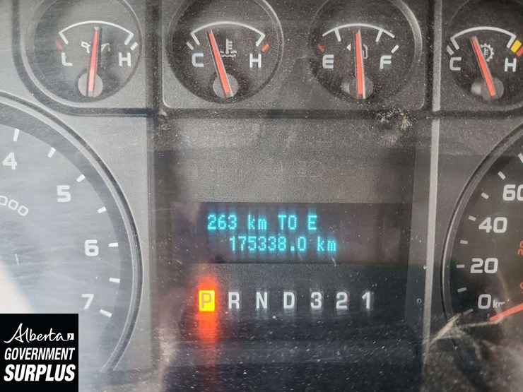 2010-ford-f150-image-26