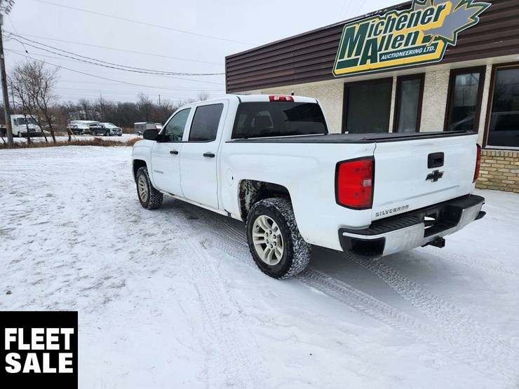 2018-chevrolet-silverado-1500-image-3