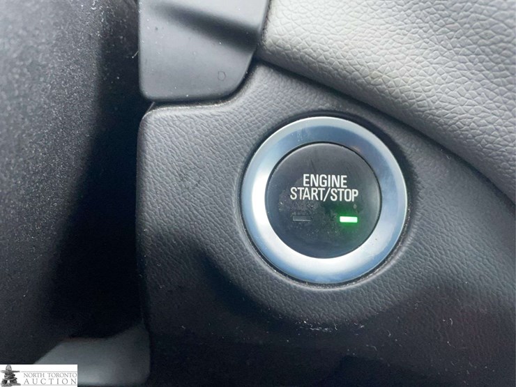 2018-chevrolet-equinox-image-16