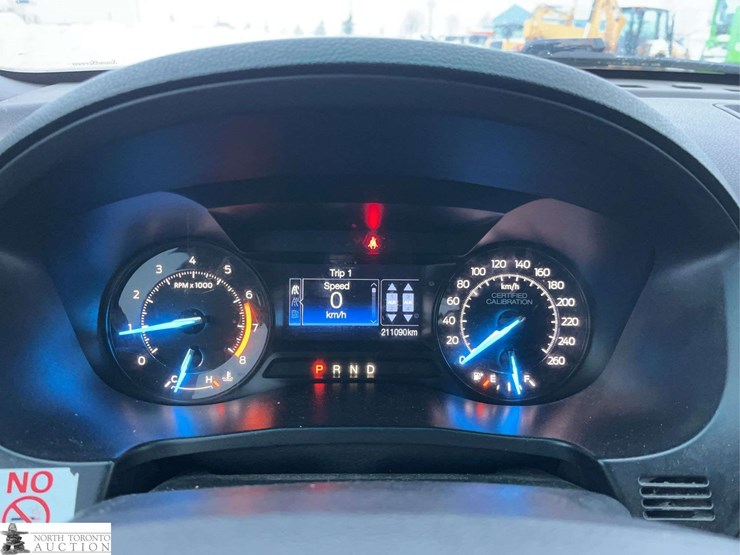 2016-ford-explorer-police-interceptor-image-20