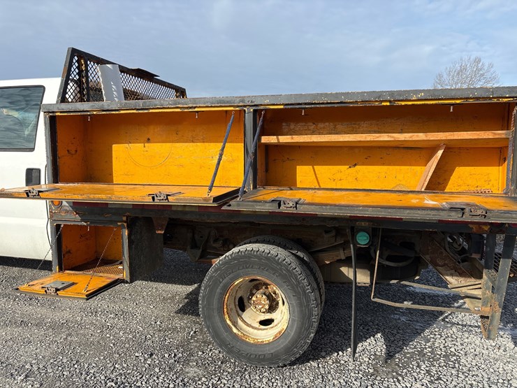 2007-ford-f350-image-16