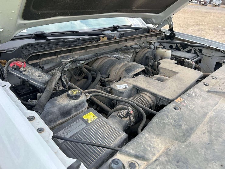 2016-chevrolet-silverado-1500-image-10