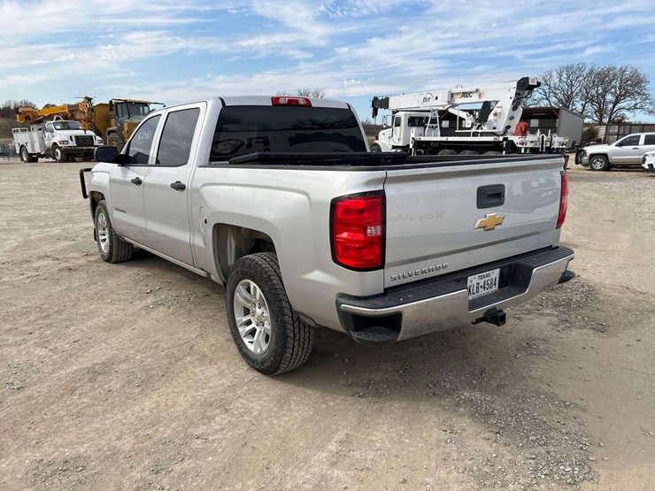 2018-chevrolet-silverado-1500-image-2