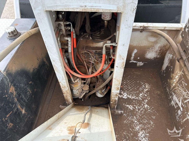 2017-ford-f550-image-28