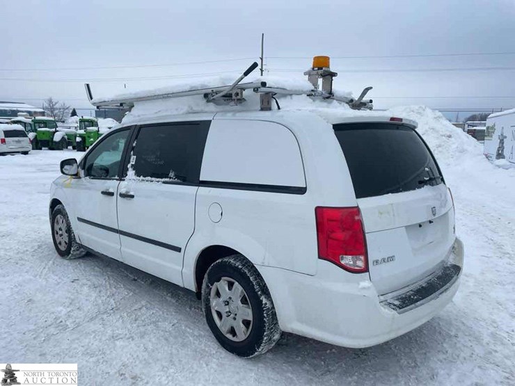 2014-ram-tradesman-image-6