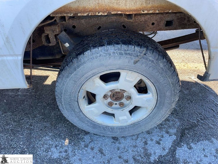 2014-ford-f150-image-21