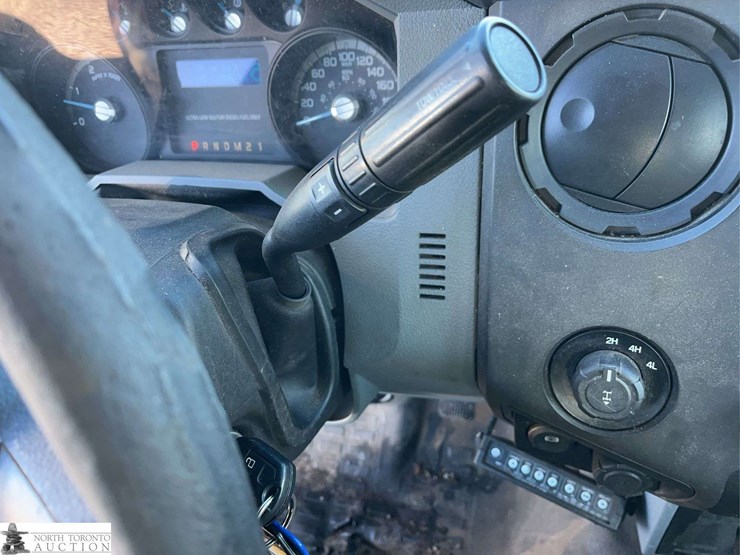 2015-ford-f350-image-24