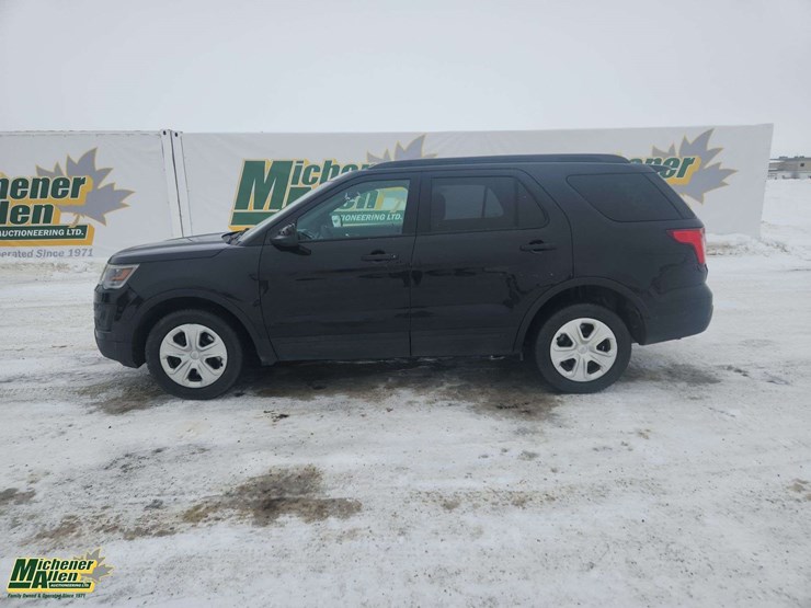 2019-ford-explorer-image-6