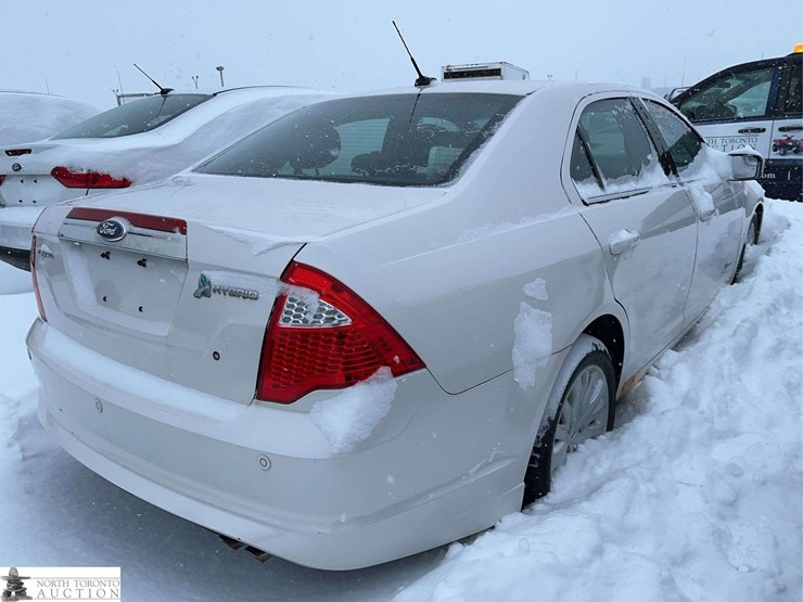 non-operable-2012-ford-fusion-hybrid-image-4