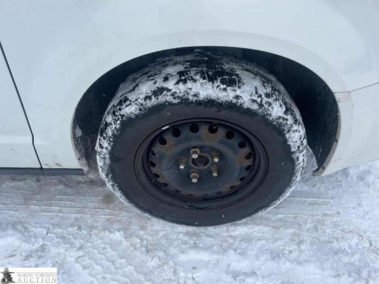 2009-dodge-grand-caravan-se-image-18