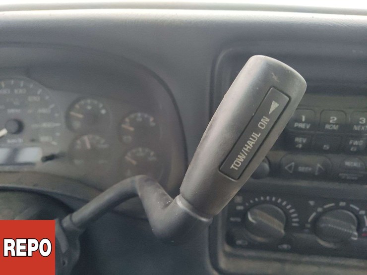 non-operable-2002-chevrolet-avalanche-image-16