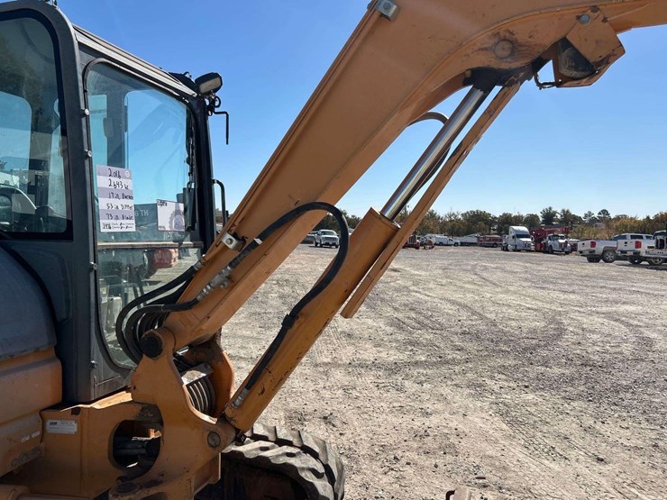 2016-case-cx55b-image-23