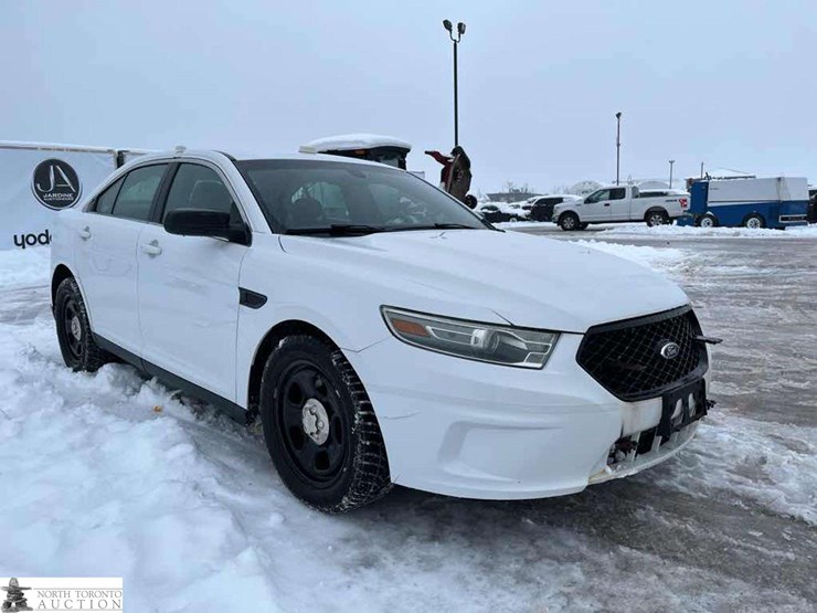2013-ford-taurus-police-inte-image-3