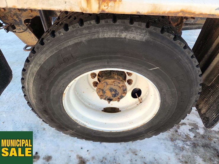 2011-international-workstar-7400-image-11