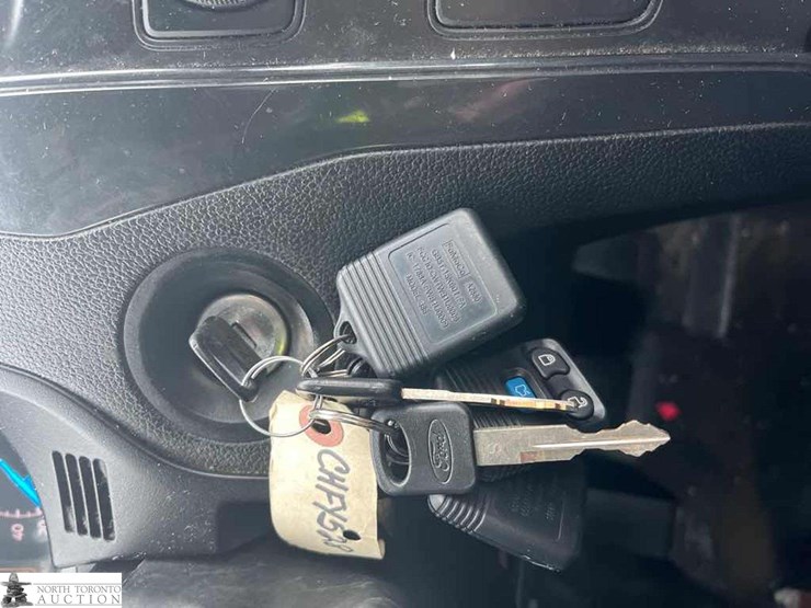 2018-ford-explorer-image-22