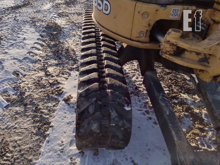 2013-deere-35d-image-41