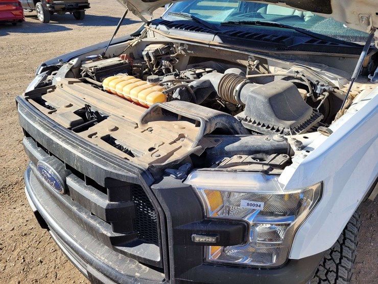 2017-ford-f150-xl-image-12