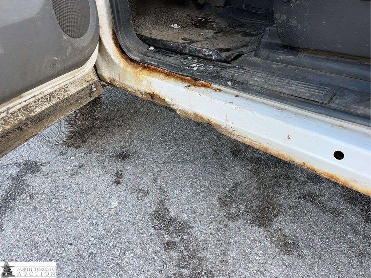 2008-chevrolet-silverado-2500hd-image-33