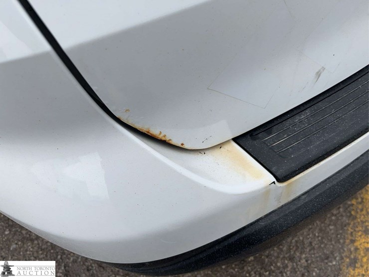 2018-ford-explorer-image-39