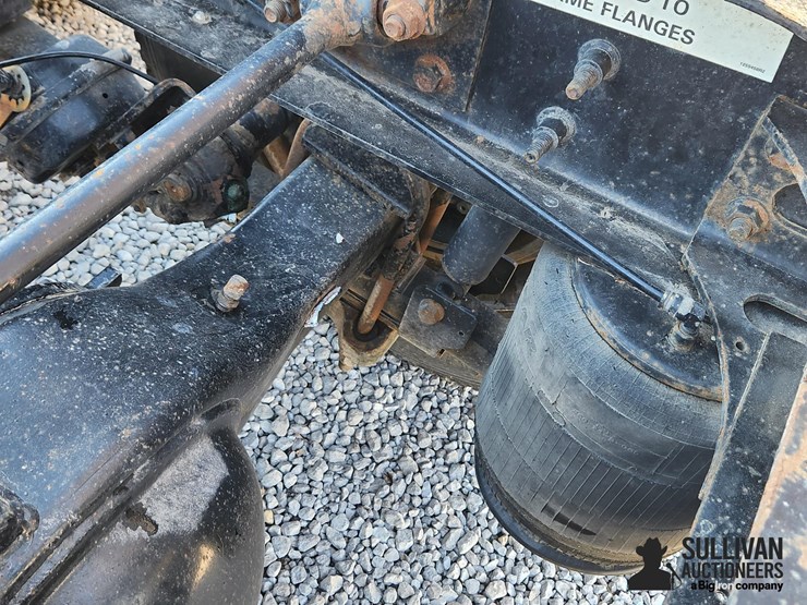 2010-international-prostar-image-10