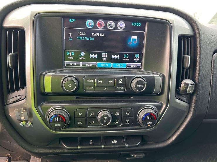 2016-chevrolet-silverado-1500-image-17