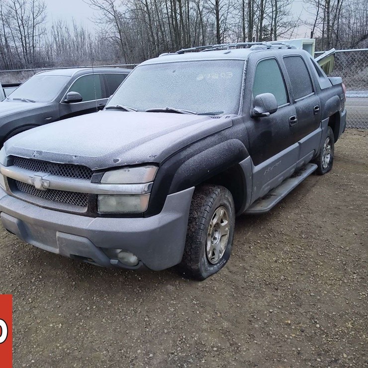 Non-Operable 2002 Chevrolet Avalanche