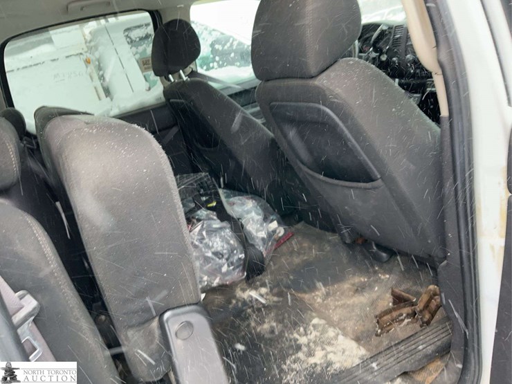 2011-chevrolet-k2500-image-21