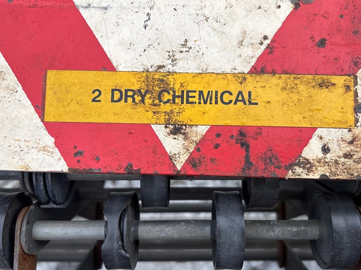 #6531-•-e1.-roller-conveyor-and-industrial-guard-image-4