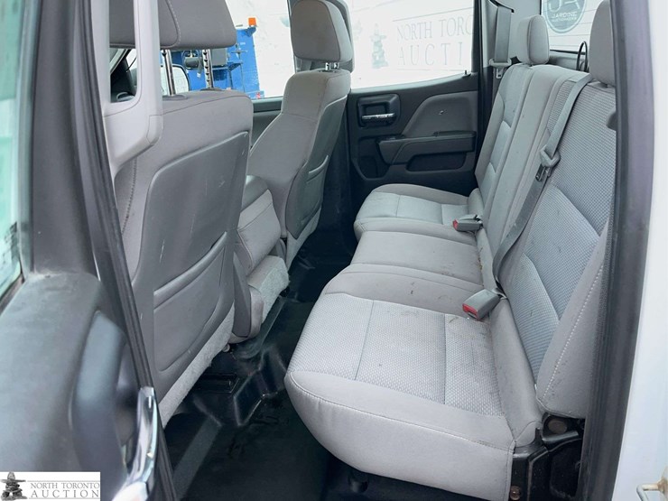 2015-chevrolet-k1500-image-29