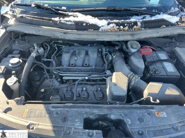 2019-ford-explorer-image-22