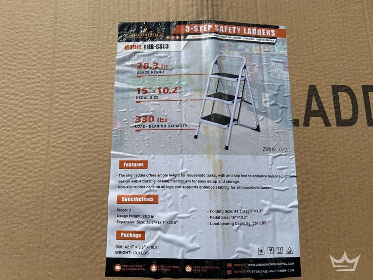 land-honor-3-step-safety-ladder-image-1
