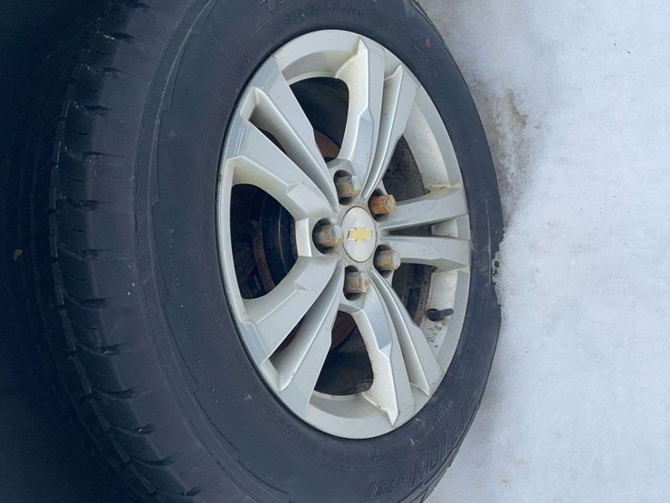 2010-chevrolet-equinox-ls-image-19