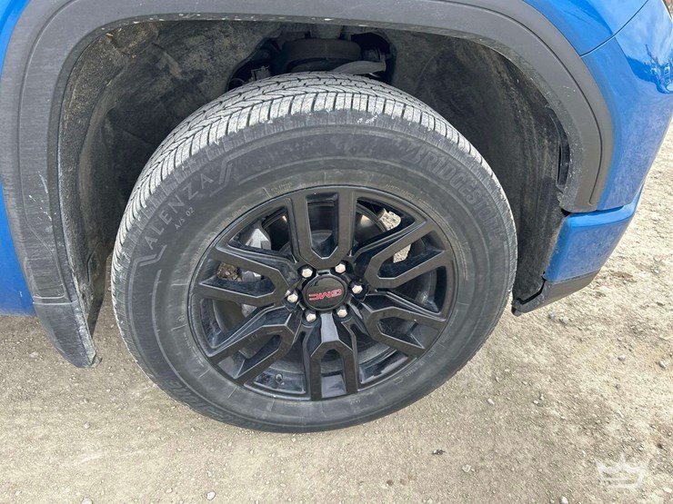 2024-gmc-seirra-elevation-4x4-image-24