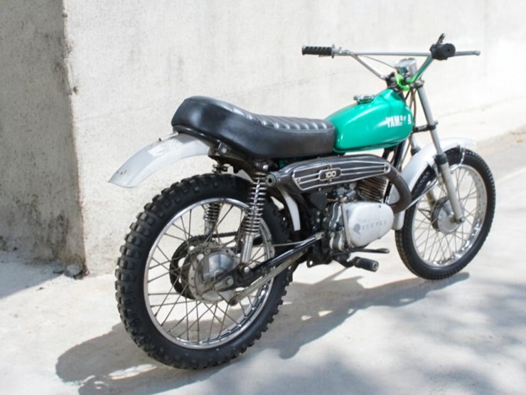 1972-yamaha-lt2-motorcycle-image-3