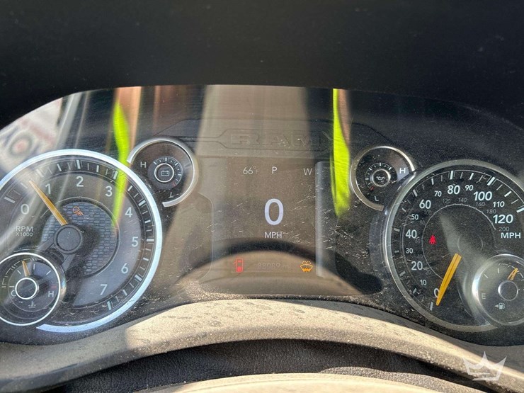 2019-dodge-2500-image-15