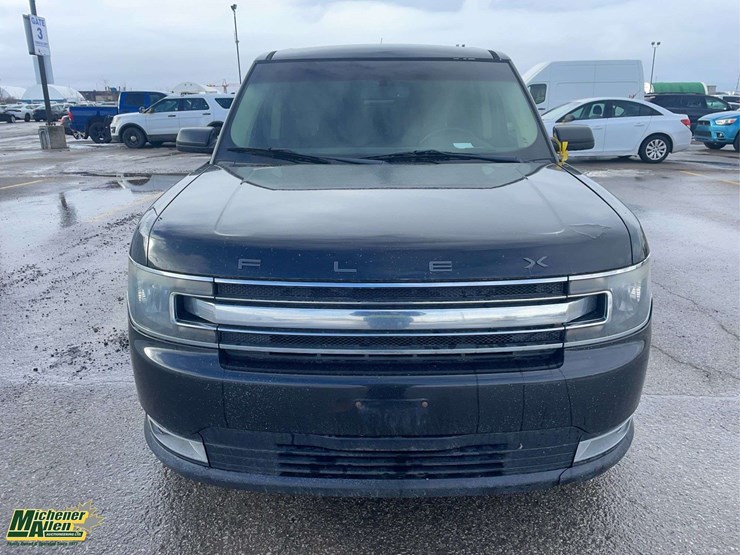 2013-ford-flex-image-8